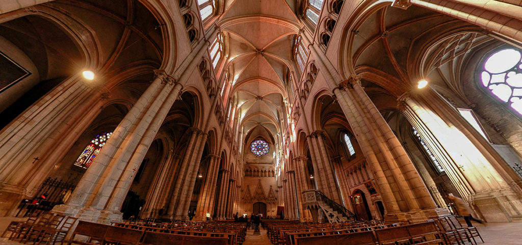 Visite virtuelle cathédrale Lyon